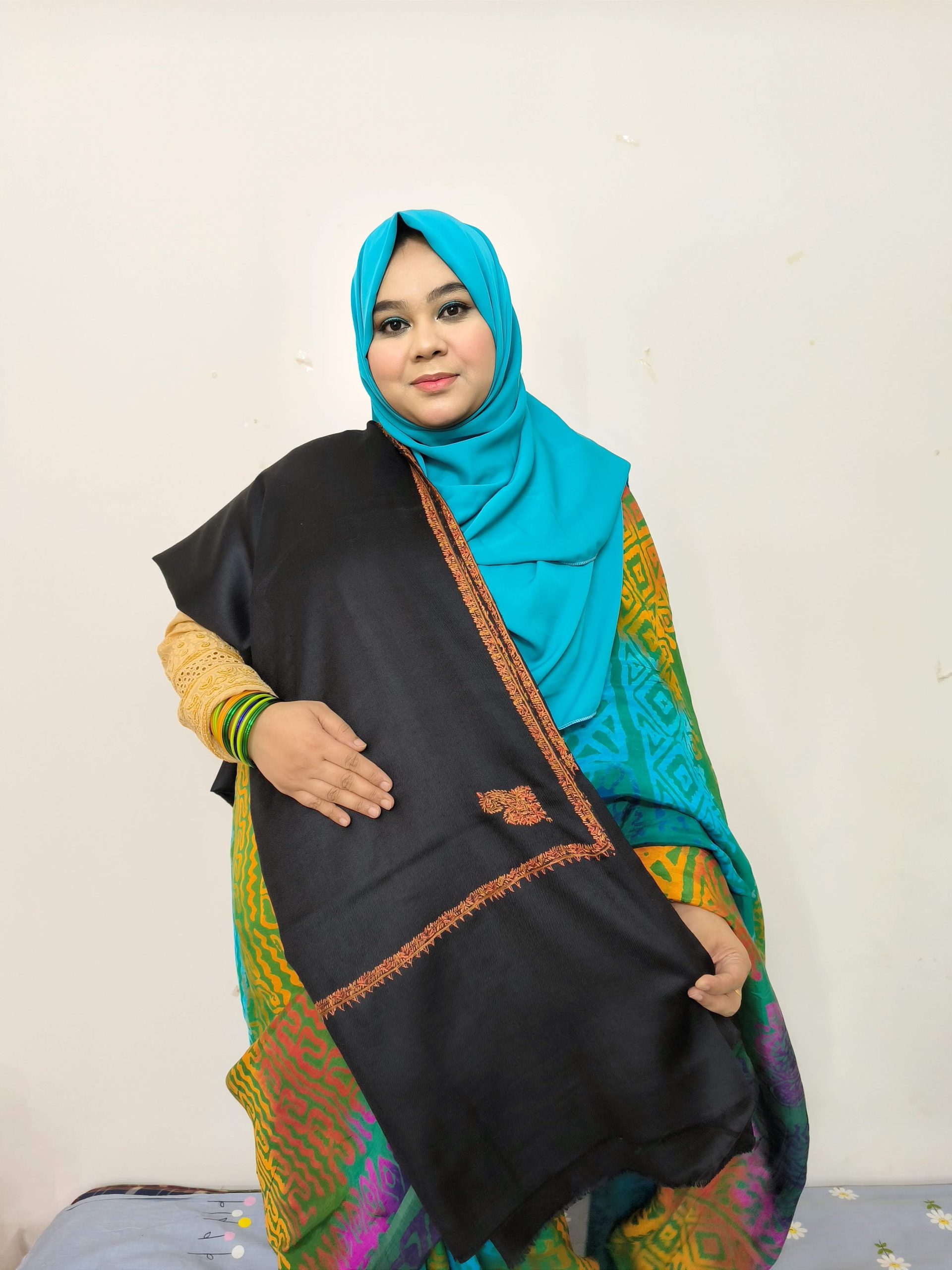 Original Kashmiri Pashmina Shawl - অরিজিনাল কাশ্মীরি পশমিনা শাল