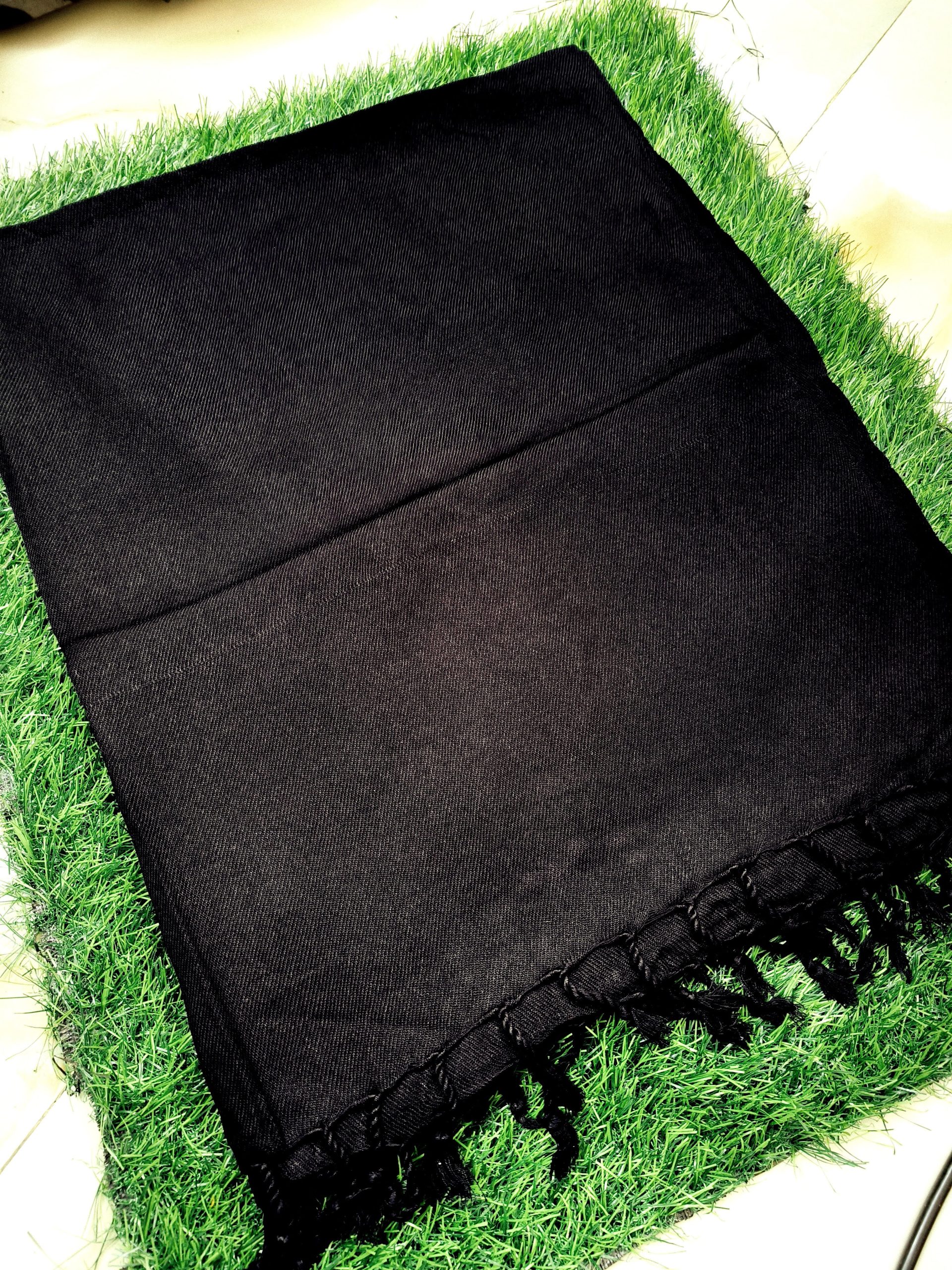 HPlus Woolen Shawl Black - HP143-BLACK-RB-MODEL-2 - Image 3