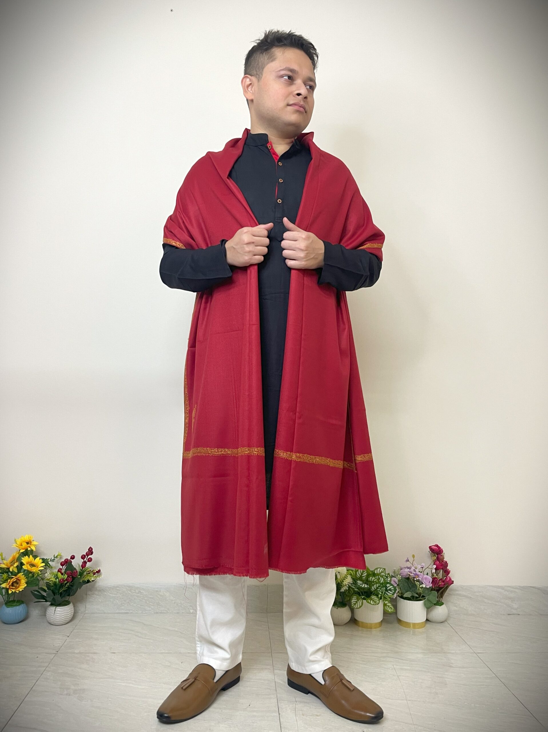 Kashmiri Pashmina Shawl Red - HP242-R-Model-6