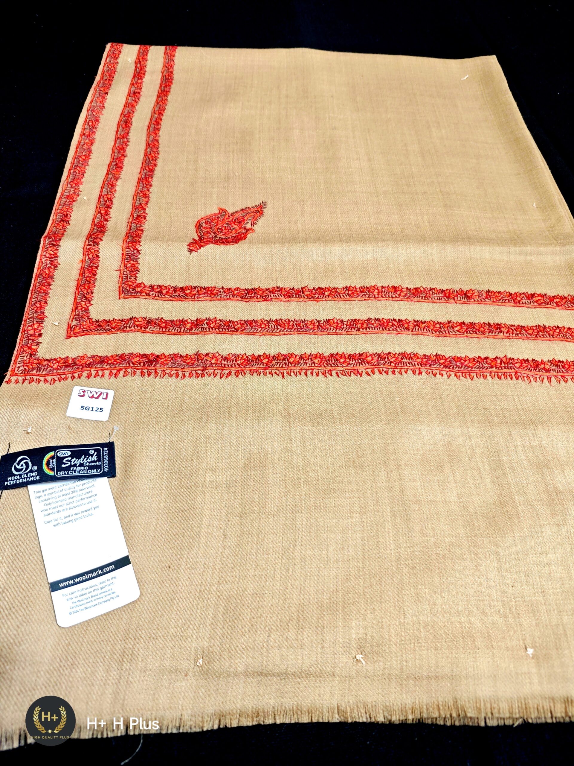 The Royal Heritage Triple Border Edition – Original Kashmiri Premium Pashmina Shawl - HP248-DB-Model-2 - Image 4
